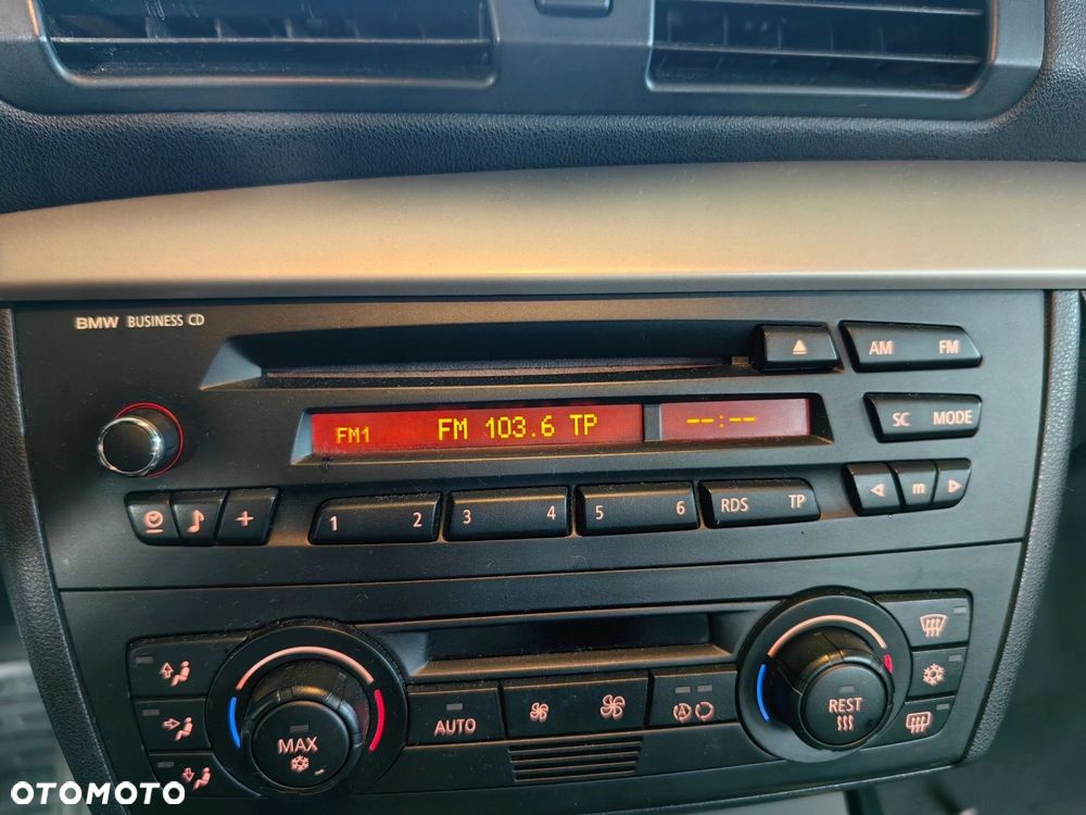 Radio BMW BUSINESS CD e90 e91 e92 e93 e87 e82 e88 6952296 - 7