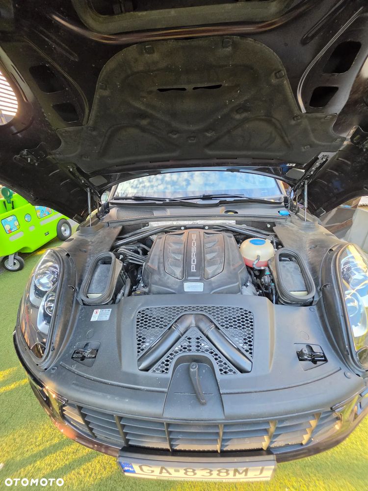 Porsche Macan - 21