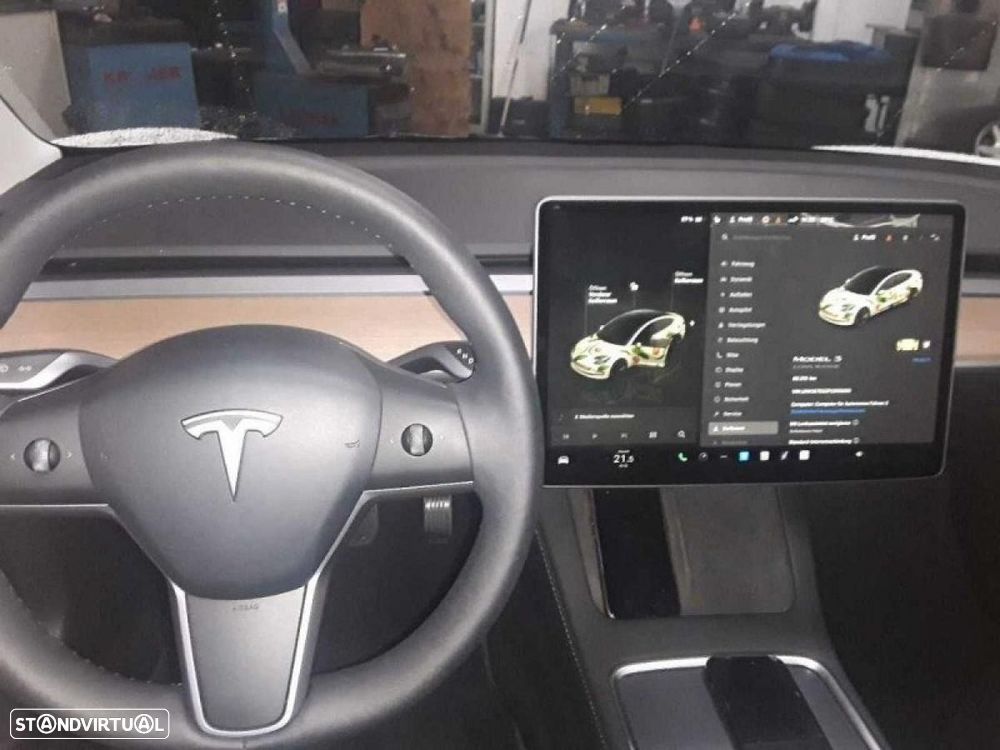 Tesla Model 3 Long Range RWD - 5