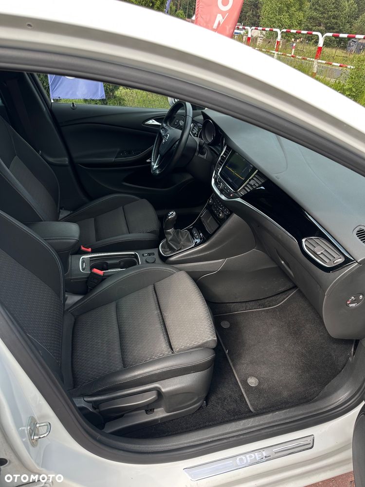 Opel Astra 1.4 Turbo Innovation - 9