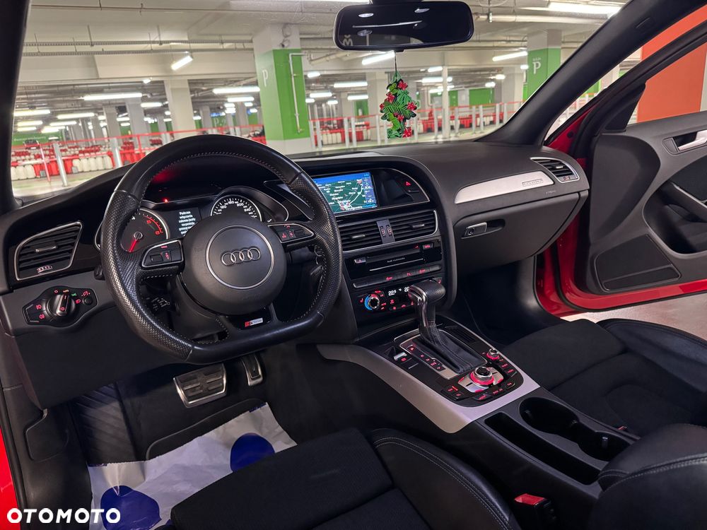 Audi A4 Avant 2.0 TDI DPF clean diesel quattro S tronic S line Sportpaket - 23