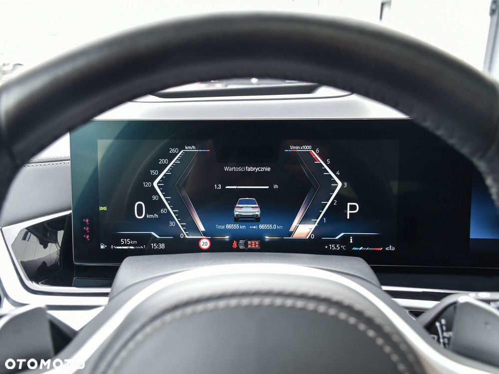 BMW X7 - 16
