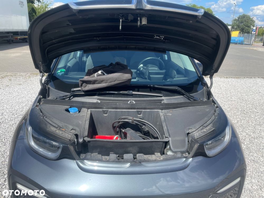BMW i3 120 Ah - 13