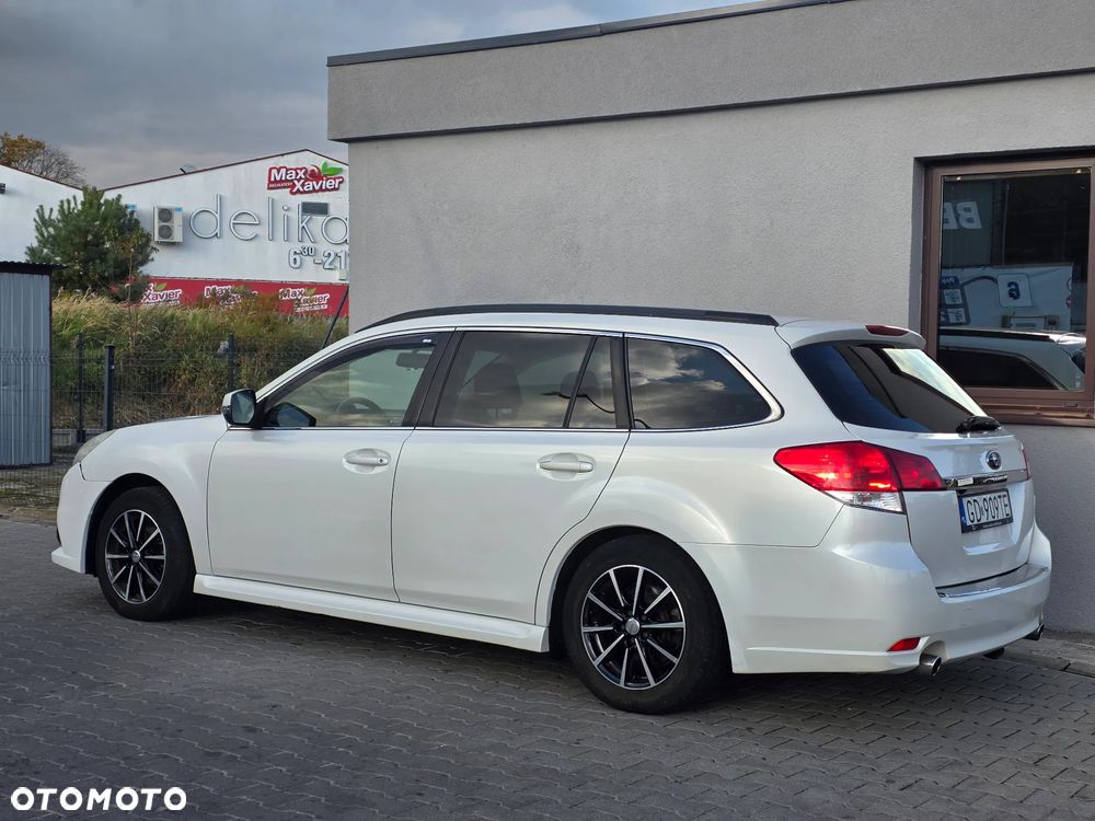 Subaru Legacy - 4
