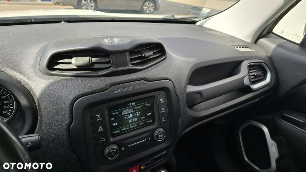 Jeep Renegade - 14