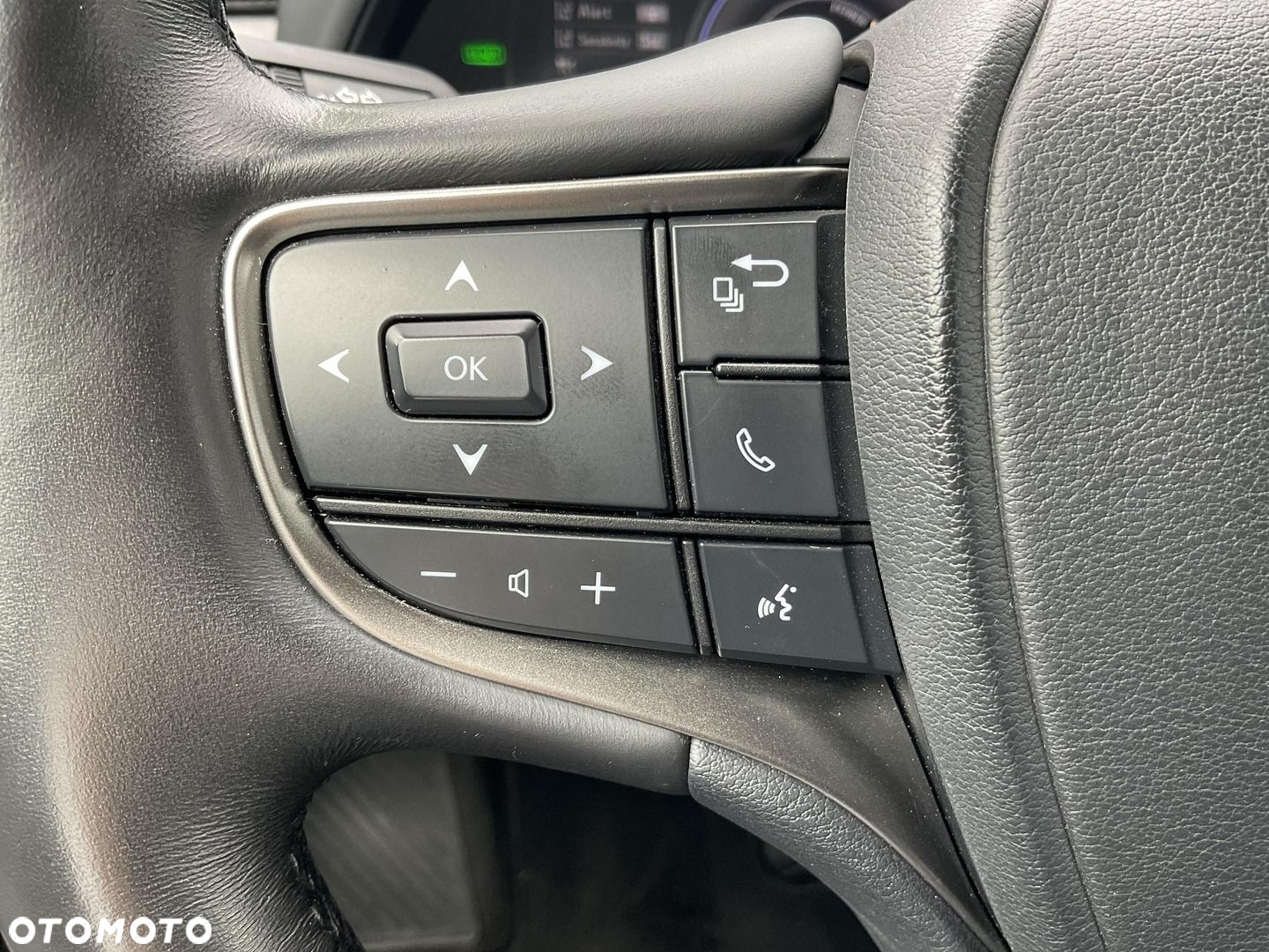 Lexus UX - 23