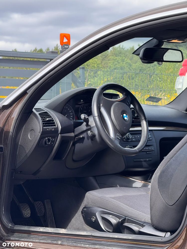 BMW Seria 1 118d DPF - 10