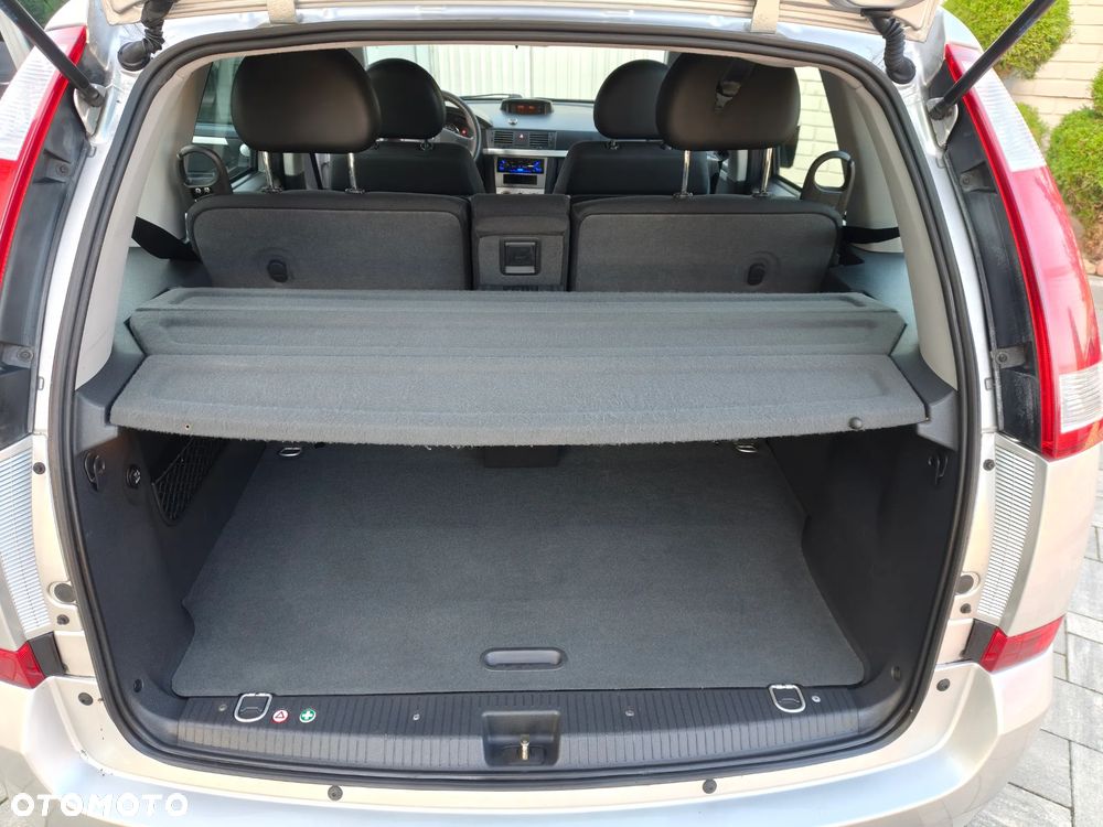 Opel Meriva 2004
