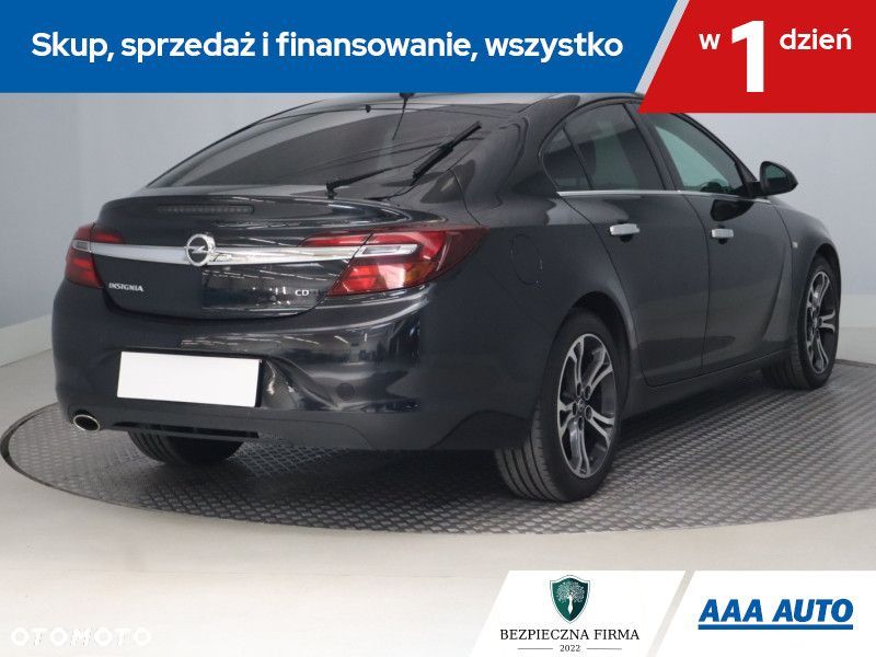 Opel Insignia - 7