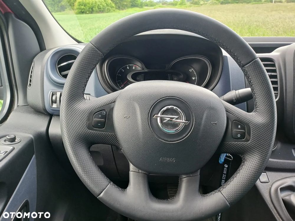 Opel VIVARO - 15
