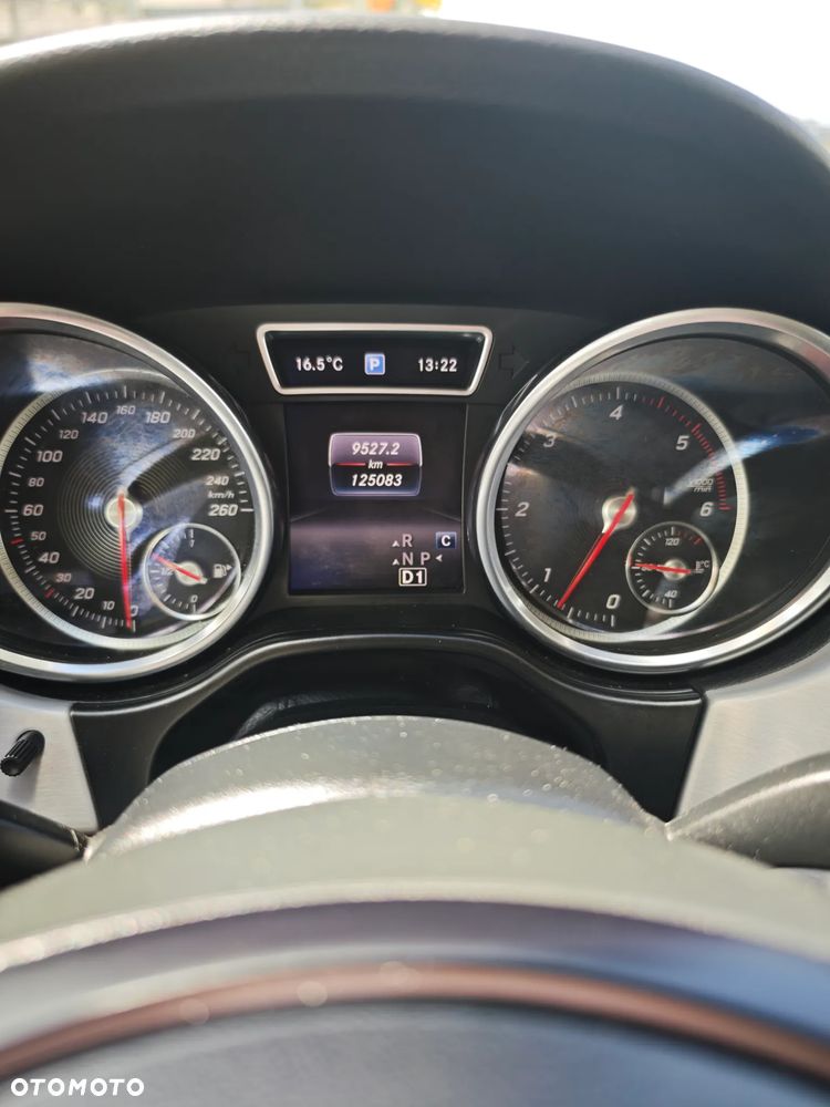 Mercedes-Benz GLE - 34