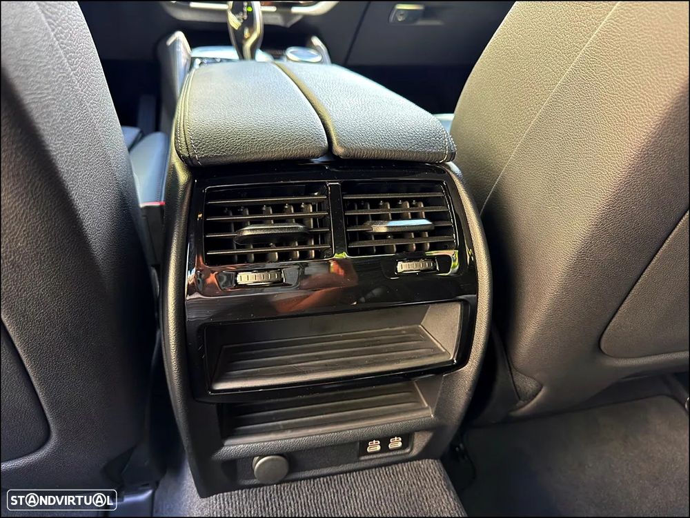 BMW 530 e Line Luxury - 15