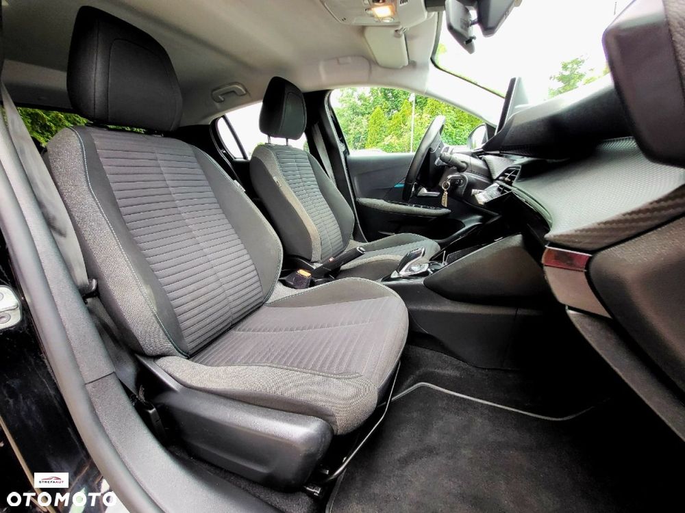 Peugeot 208 - 7