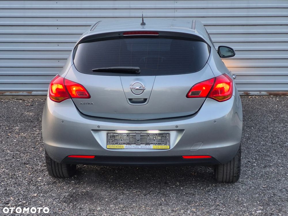 Opel Astra 1.4 T Elite S&S - 6