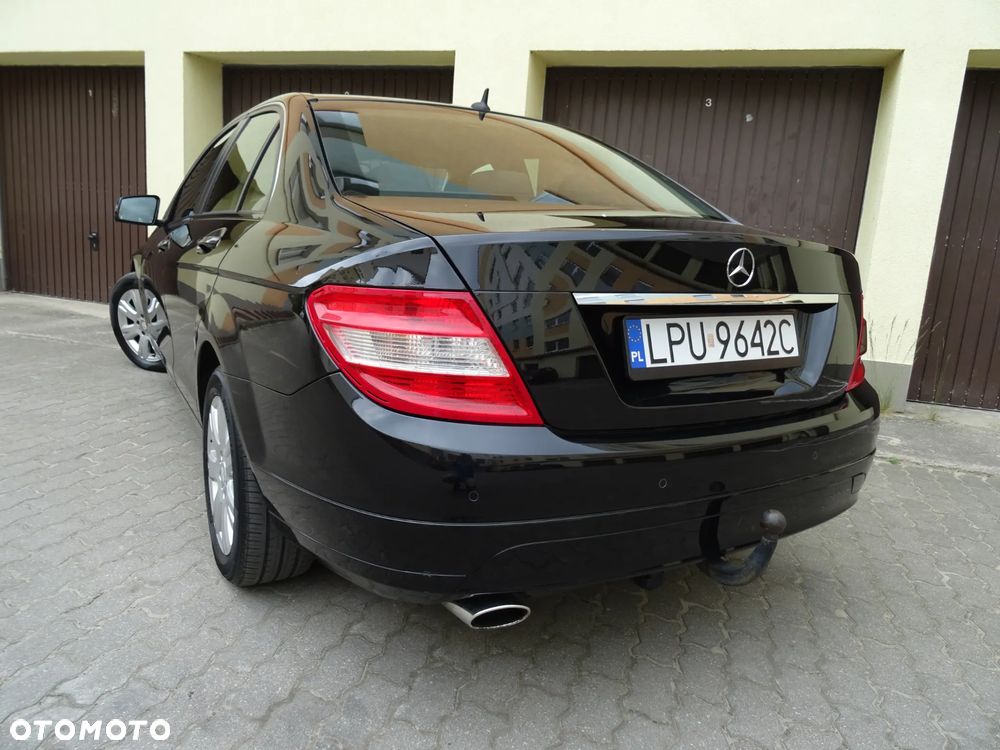Mercedes-Benz Klasa C 200 CDI DPF Automatik BlueEFFICIENCY - 22