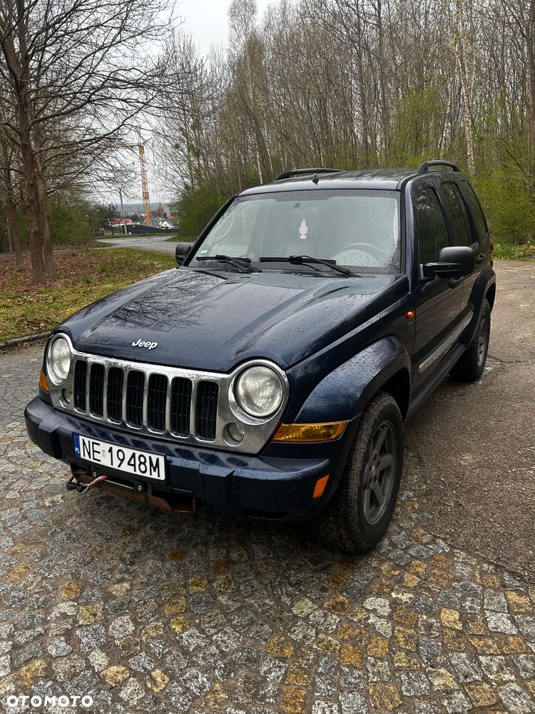 Jeep Liberty - 1