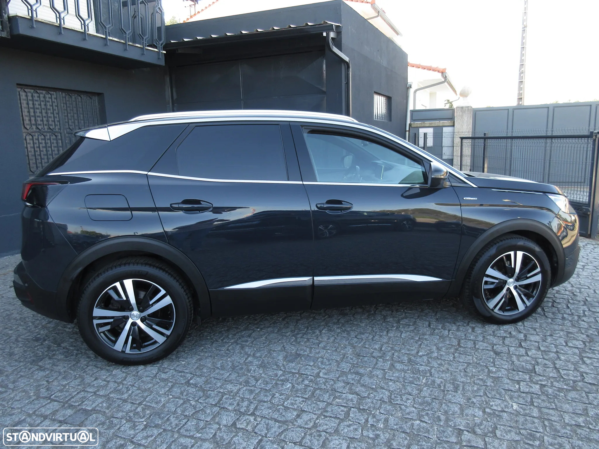Peugeot 3008 1.5 BlueHDi GT Line EAT8 - 13