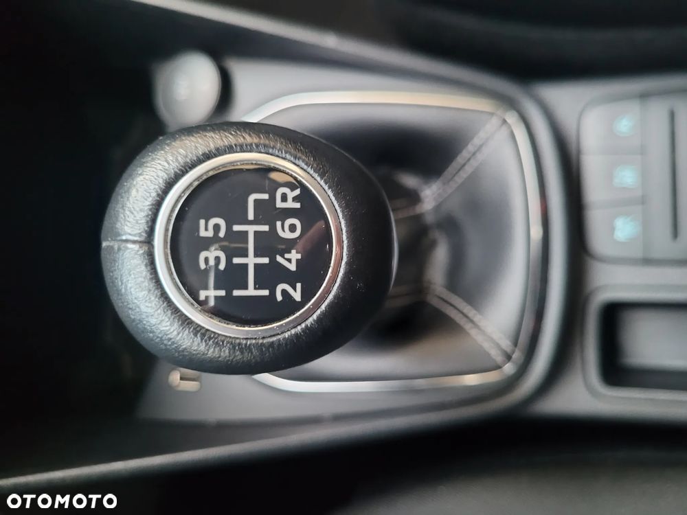 Ford Fiesta 1.0 EcoBoost S&S COOL&CONNECT - 16