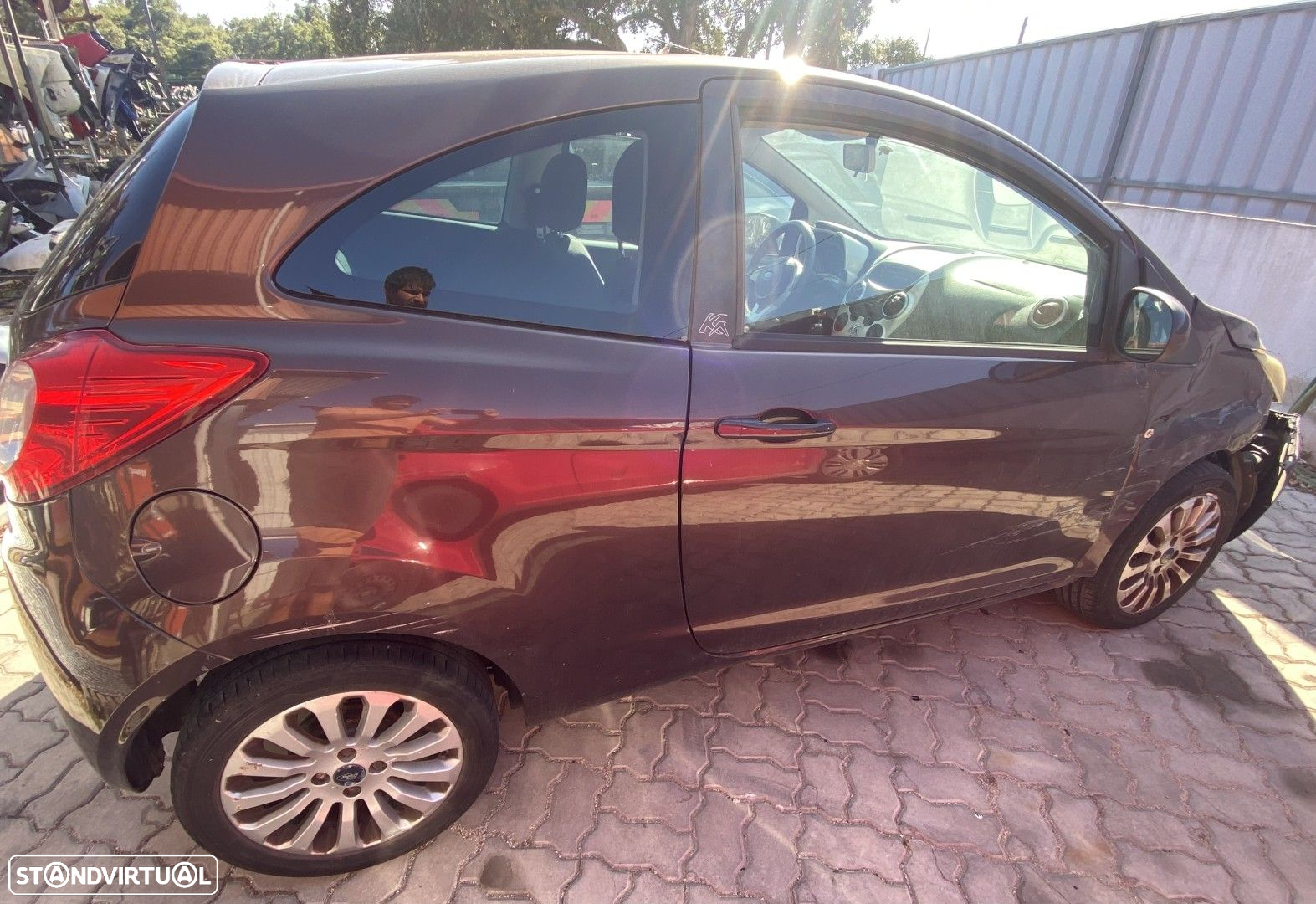 Ford KA 1.2i de 2010 disponível para peças - 3