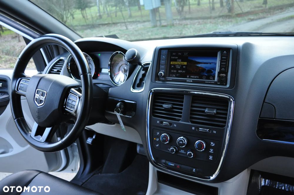 Dodge Grand Caravan 3.6 Express - 11