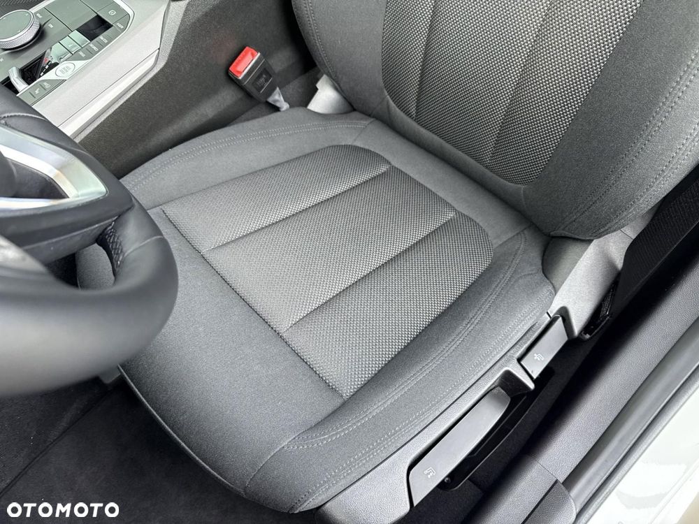BMW Seria 3 - 13