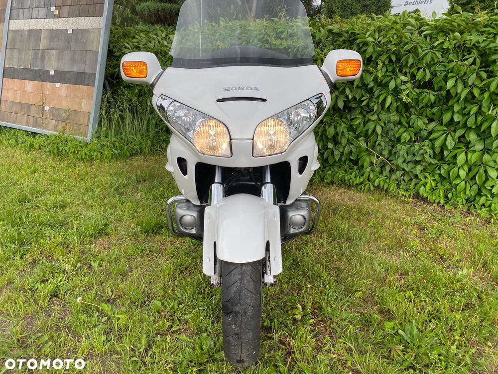 Honda GL - 5