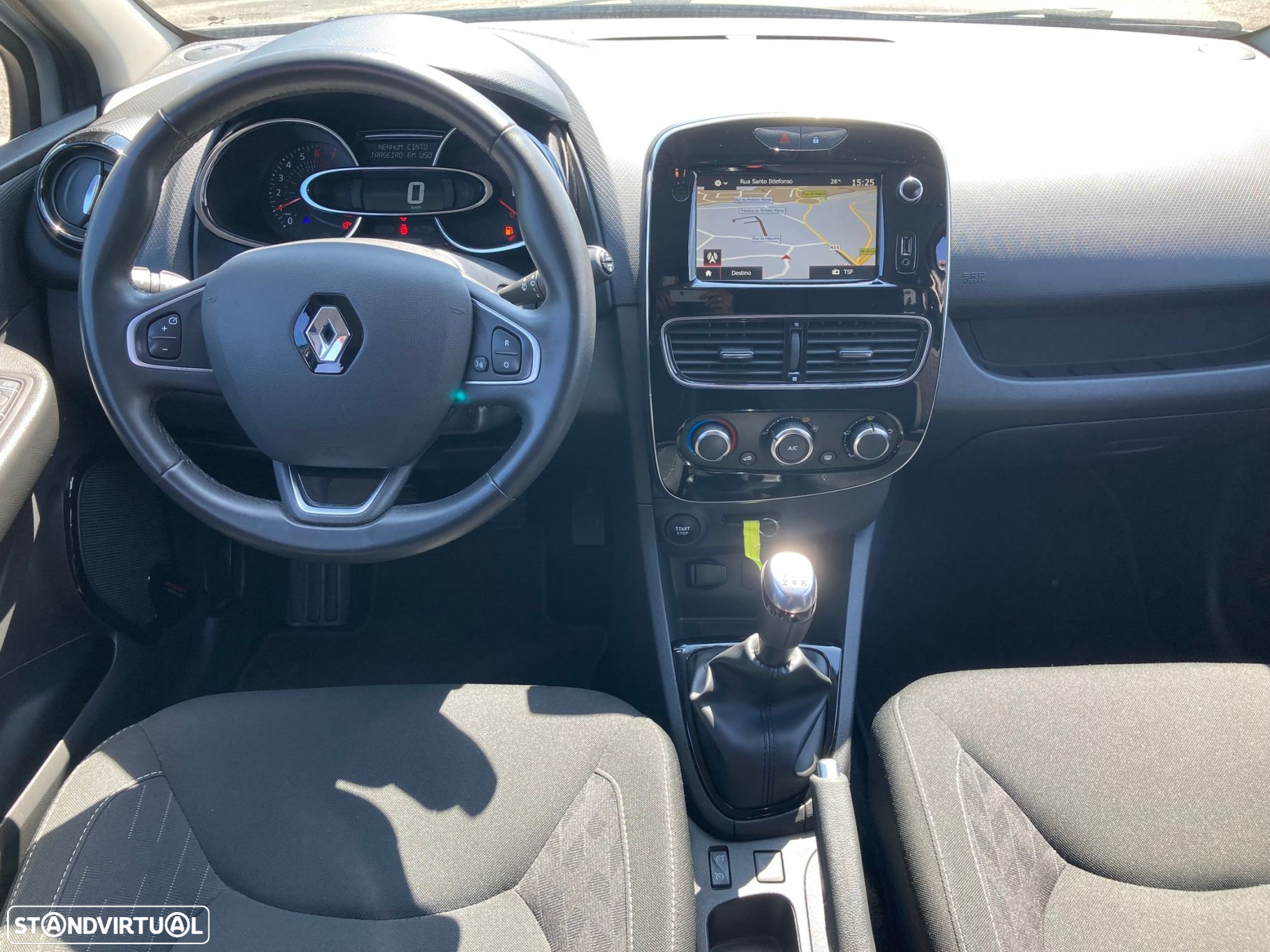 Renault Clio Sport Tourer 0.9 TCe Limited - 6