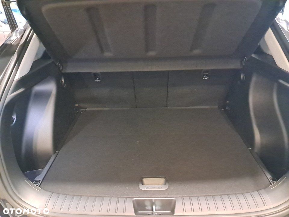 Hyundai Kona - 16