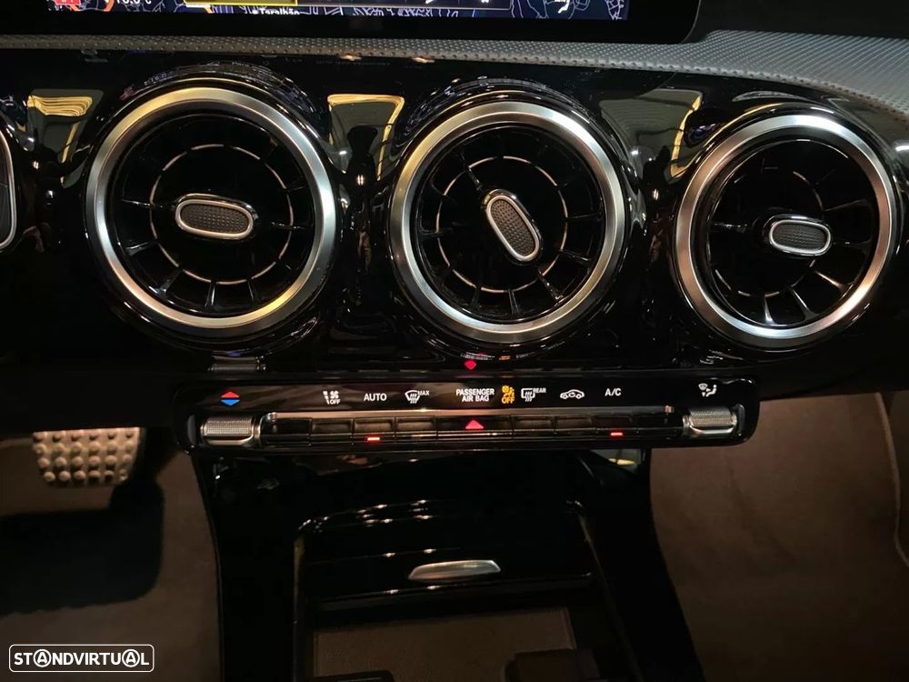 Mercedes-Benz A 180 d AMG Line Aut. - 16