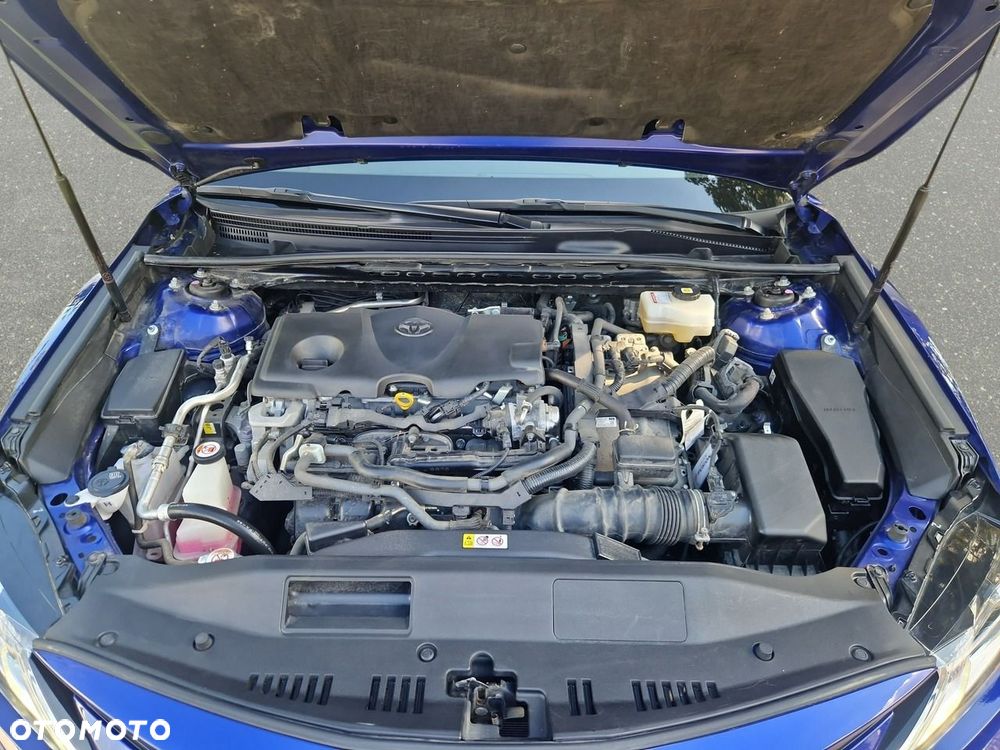 Toyota Camry - 26