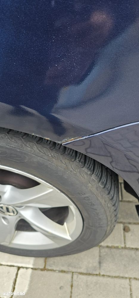Volkswagen Passat 2.0 TDI Blue TDI Comfortline - 7