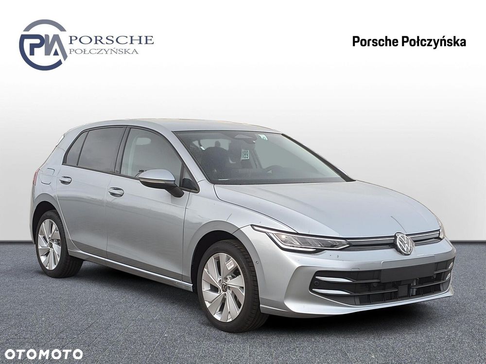 Volkswagen Golf - 8