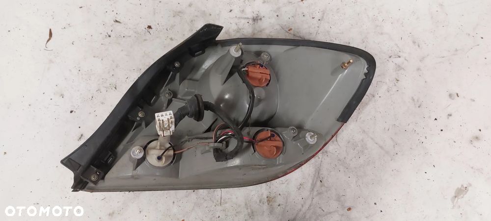 .  LAMPA TYL TYLNA LEWA HYUNDAI TIBURON COUPE GK - 2