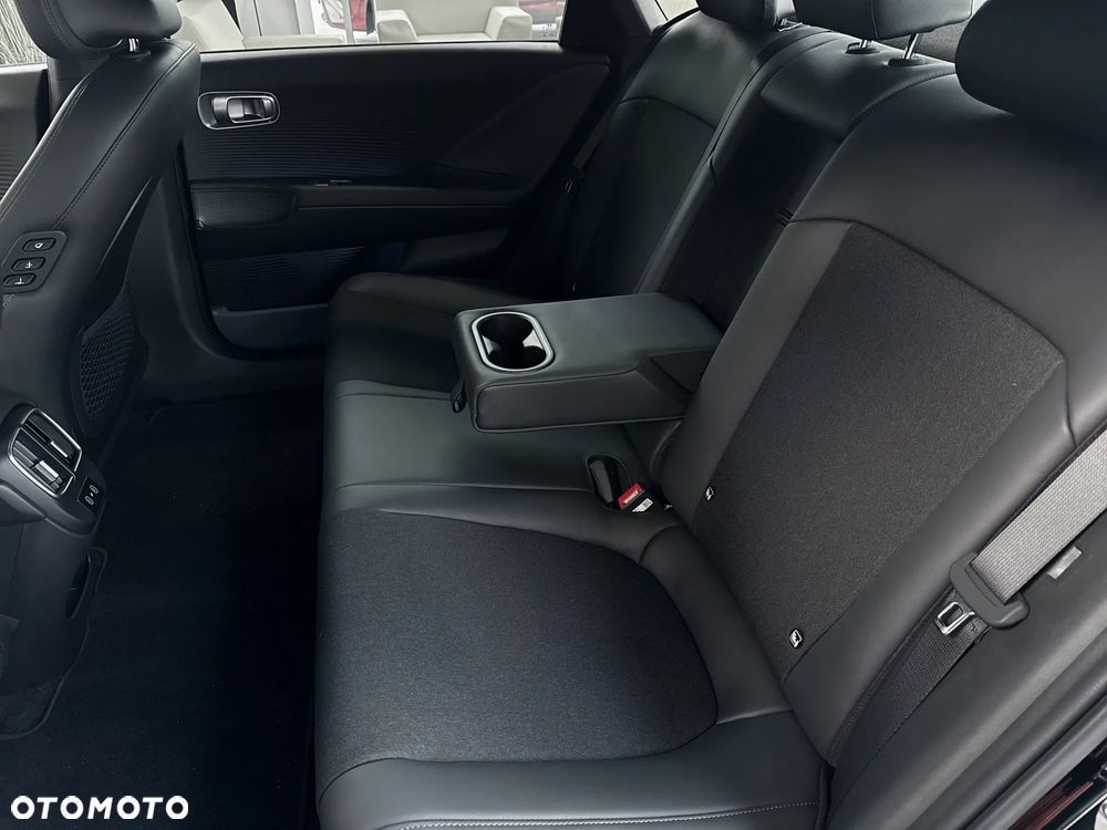 Hyundai IONIQ 6 77kWh Black Edition - 18