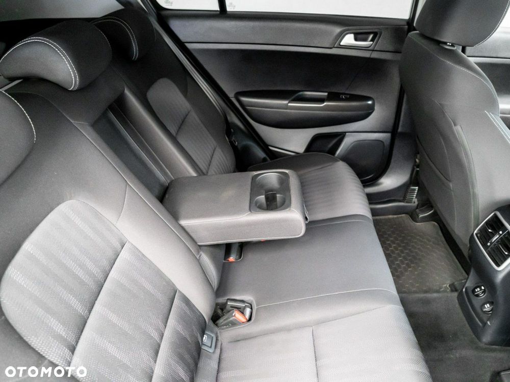 Kia Sportage 1.6 GDI M 2WD - 26