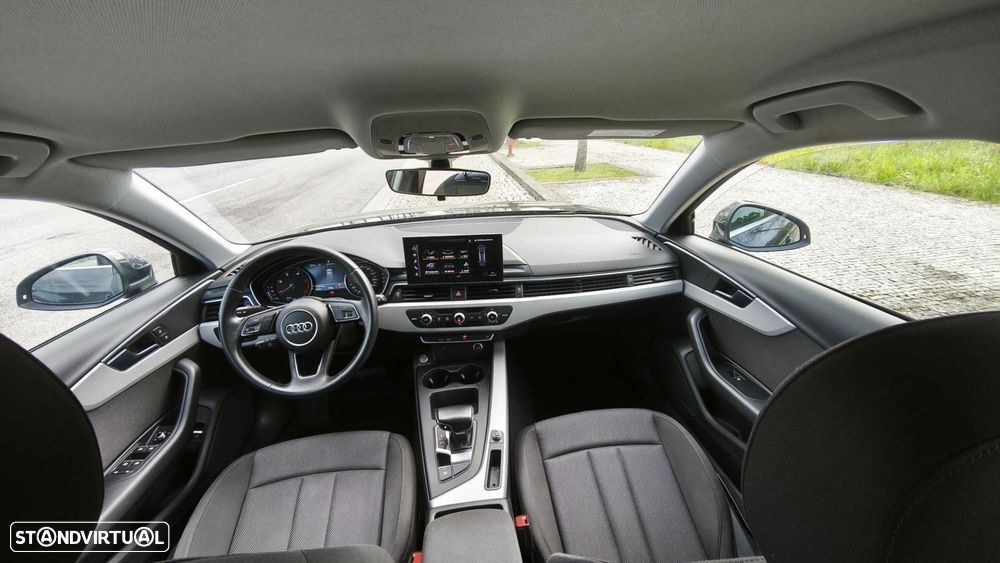 Audi A4 Avant 30 TDI S tronic - 27