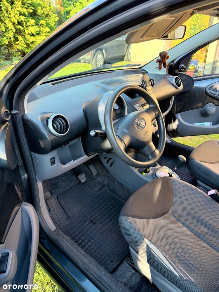 Toyota Aygo - 5