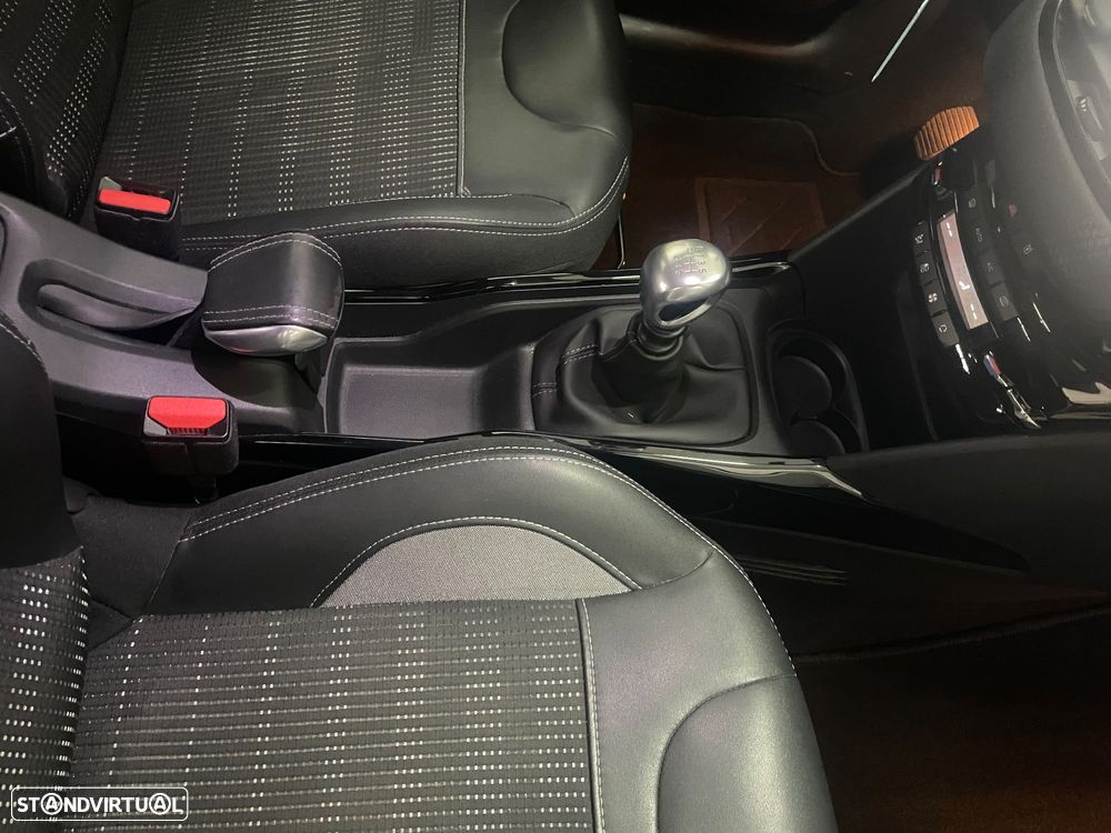 Peugeot 2008 PureTech 130 Stop&Start Allure - 17