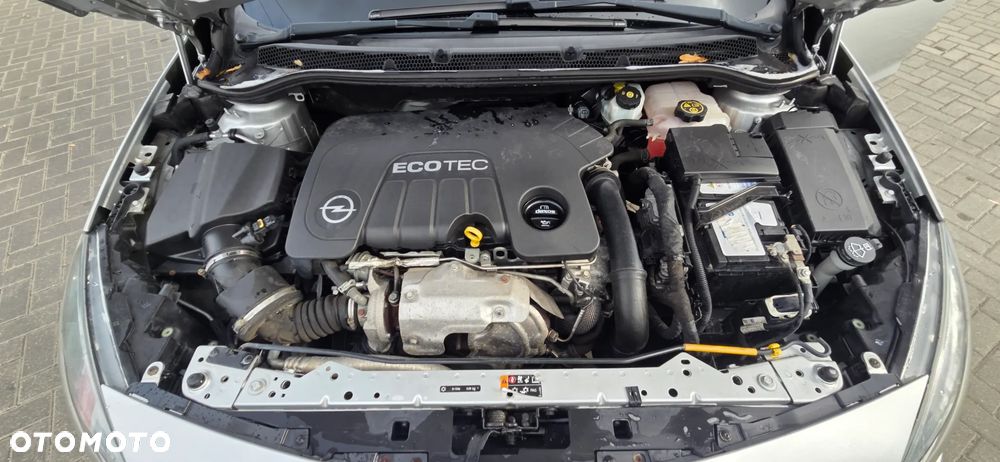 Opel Astra 1.6 CDTI Sport - 37