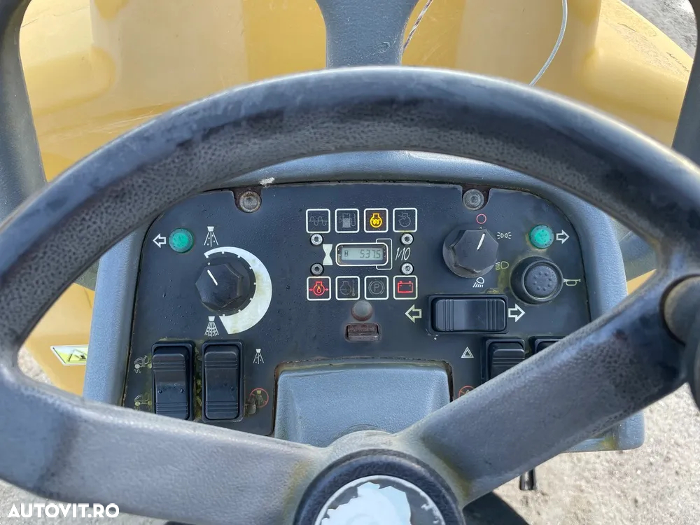 Caterpillar CB14B - 21