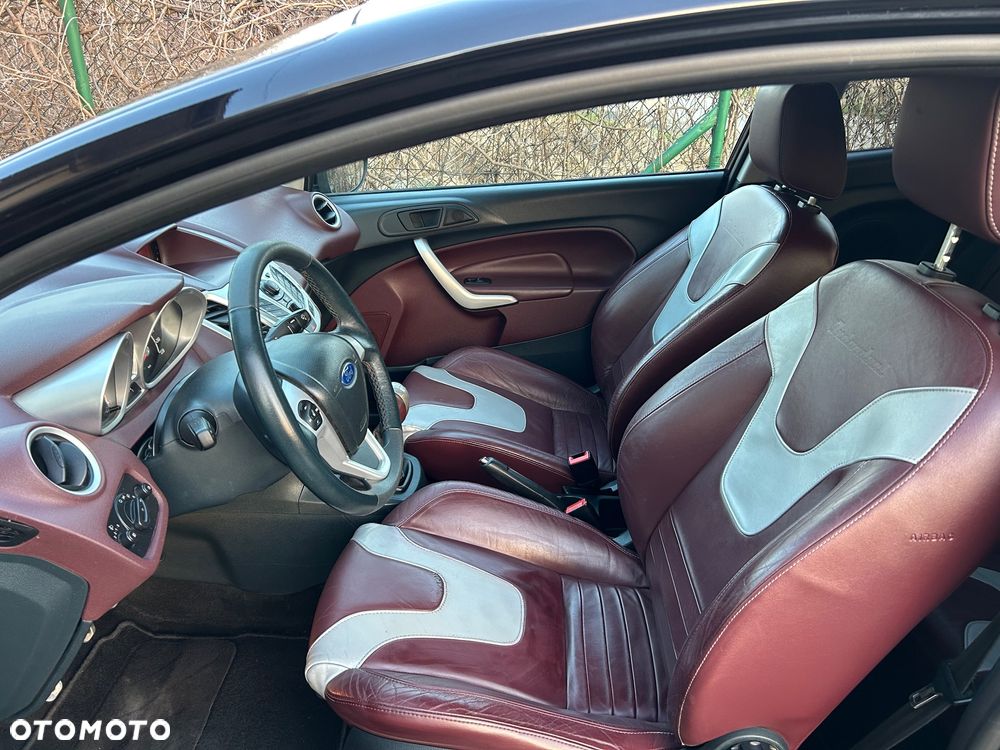 Ford Fiesta 1.4 Titanium EU5 - 23