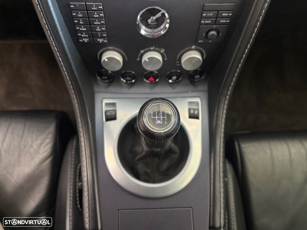 Aston Martin Vantage Coupe V8 - 17