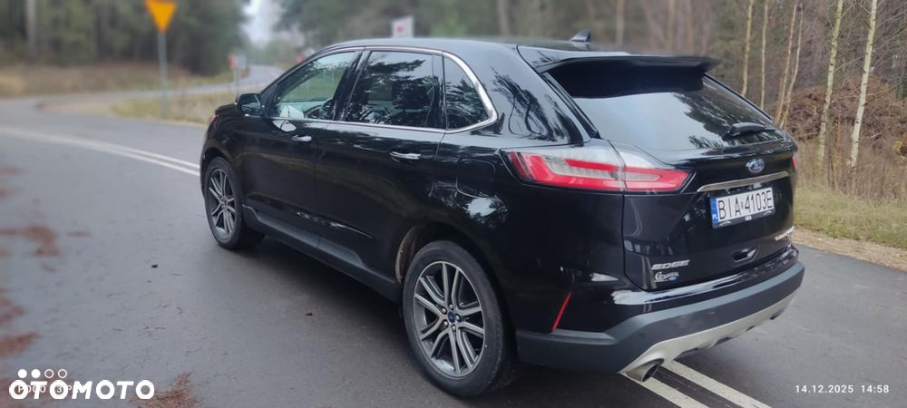 Ford Edge - 9