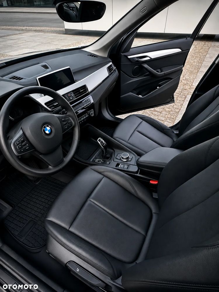BMW X1 sDrive18i - 10