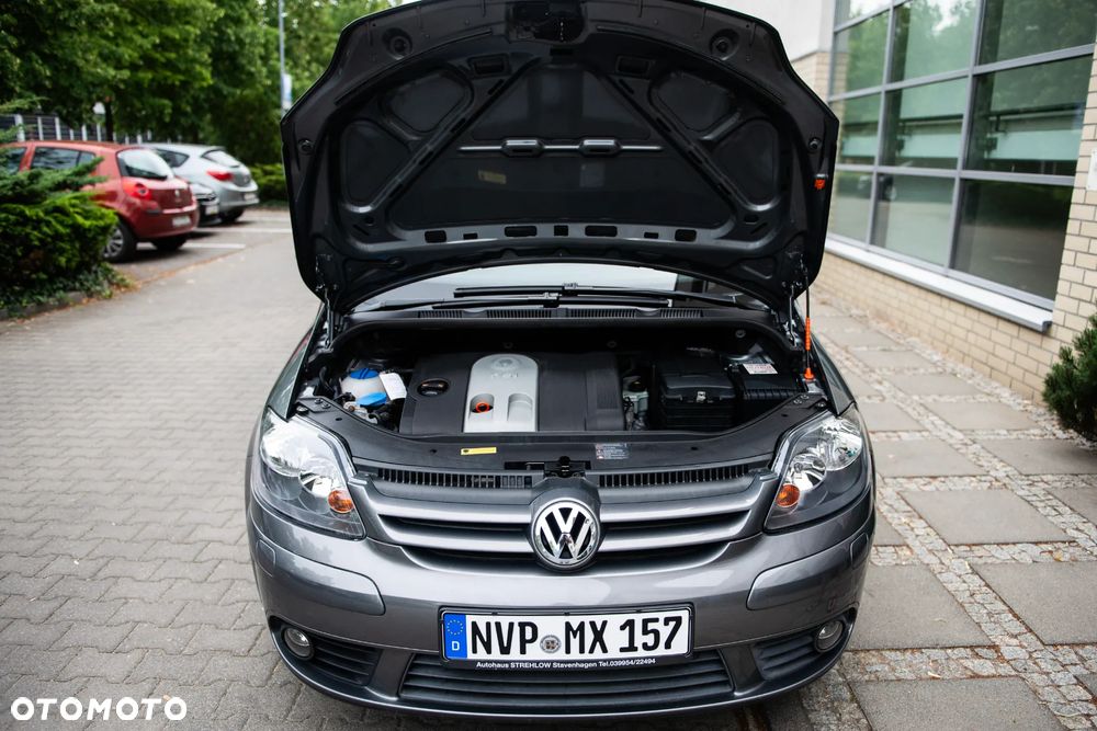 Volkswagen Golf Plus 1.6 FSI Goal - 33