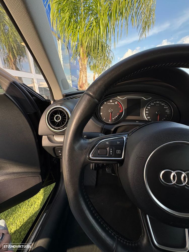 Audi A3 Sportback 1.4 TFSI Ambiente - 11
