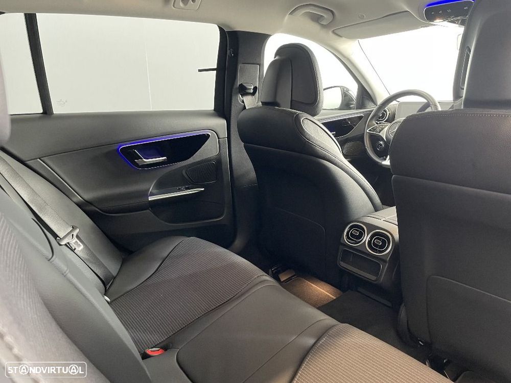 Mercedes-Benz C 220 d Avantgarde - 23
