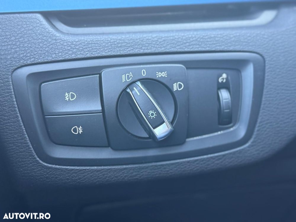 BMW X1 sDrive18d AT - 37
