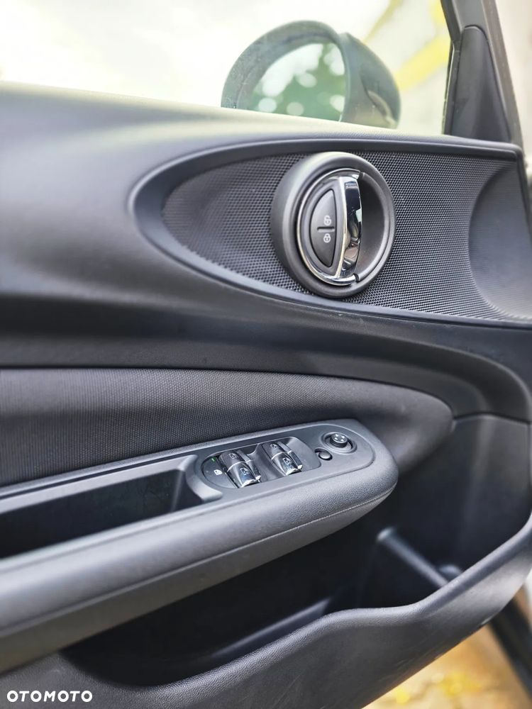 MINI Clubman Cooper - 17