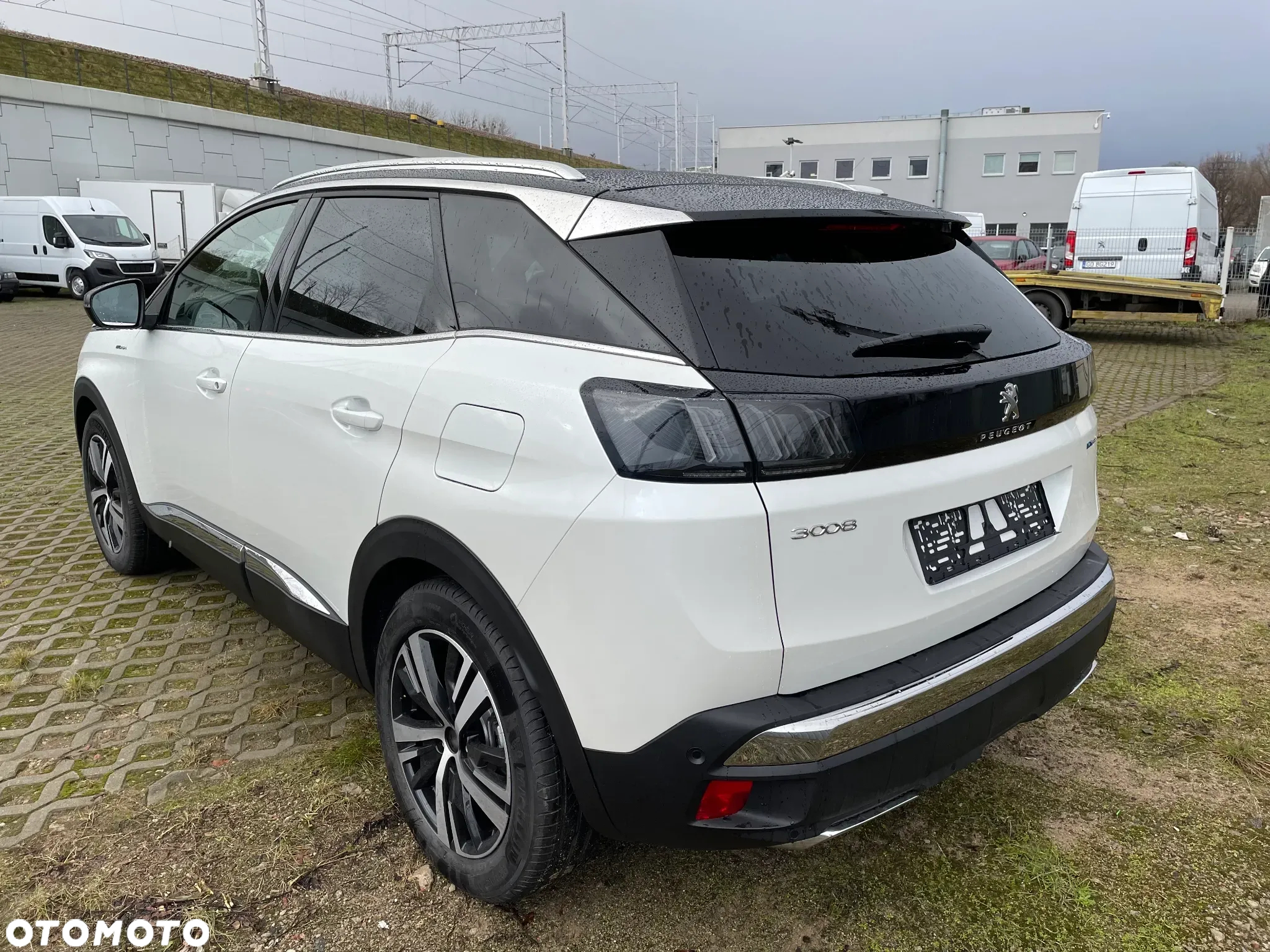 Peugeot 3008 1.6 PureTech Hybrid4 PHEV GT S&S EAT8 - 3